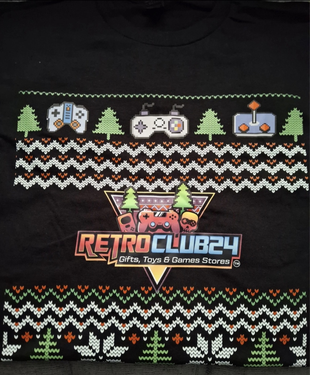 RetroClub24 Christmas Gamer T-Shirt Ugly Sweater Style Retro Gaming Graphic Tee - Image 3